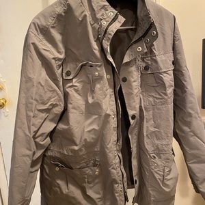 Kenneth Cole Men’s Lightweight jacket